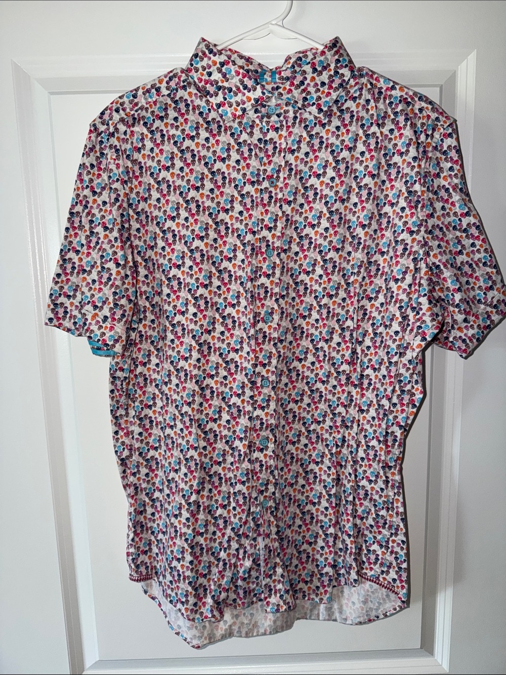 Robert Graham Short-Sleeve Button-Up Shirt in Multicolor Dot Motif